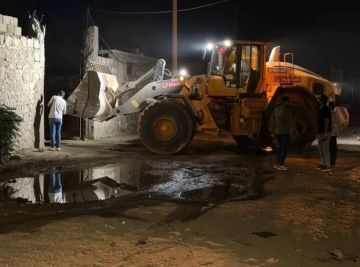حلب تشن حملة على معامل الصهر في حي الشيخ سعيد حلب تشن حملة على معامل الصهر في حي الشيخ سعيد