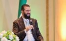 الشرع يكشف تفاصيل حديثه مع ترامب: قلت له لماذا تعطي الجولان لإسرائيل وأنت لا تملكه؟ لماذا لا تعطيهم نيوجيرسي؟ .. والمفاوضات وصلت إلى 90 قبل تراجع ...