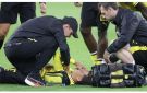 صدمة في دورتموند رغم الفوز.. نقل موهبة الفريق الجديدة كاريتساس إلى المستشفى بعد انهياره في الملعب