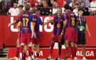 البرازيلي رافينيا بقود برشلونة لفوز ثمين على ملعب إشبيلية بالدوري الاسباني