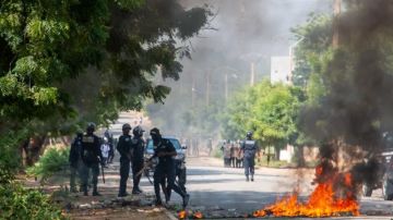 انقطاع الإنترنت بالكاميرون وسط احتجاجات على نتائج الانتخابات انقطاع الإنترنت بالكاميرون وسط احتجاجات على نتائج الانتخابات