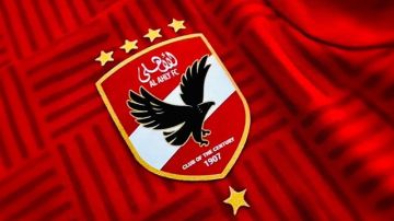 الأهلي المصري يتوج باللقب الإفريقي للمرة الثالثة تواليا الأهلي المصري يتوج باللقب الإفريقي للمرة الثالثة تواليا
