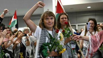 مشاغبة .. ترامب يفتح النار على الناشطة السويدية غريتا ثونبرغ مشاغبة .. ترامب يفتح النار على الناشطة السويدية غريتا ثونبرغ