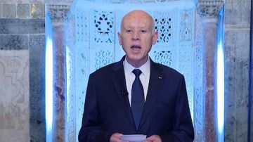 سعيد .. بلاغ استثناء بلد شقيق من تصدير التمور يقتضي الواجب مساءلة صاحبه  سعيد .. بلاغ استثناء بلد شقيق من تصدير التمور يقتضي الواجب مساءلة صاحبه