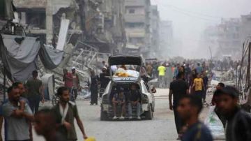 الاحتلال يواصل القصف ويمنع المساعدات: حرب غزة... عائدة؟ الاحتلال يواصل القصف ويمنع المساعدات: حرب غزة... عائدة؟