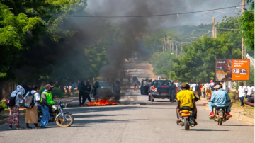 الكاميرون: قتلى في احتجاج قبيل إعلان نتائج انتخابات الرئاسة الكاميرون: قتلى في احتجاج قبيل إعلان نتائج انتخابات الرئاسة