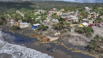 إعصار ميليسا يضرب الكاريبي بعنف، والولايات المتحدة تتدخل على الخط بفرق إنقاذ ومساعدات عاجلة