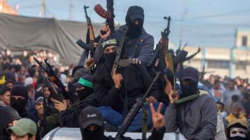 نبض الصحافة العربية والدولية: المقاومة تصطاد العملاء في غزة نبض الصحافة العربية والدولية: المقاومة تصطاد العملاء في غزة