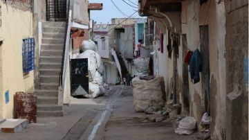 حي النور بالكبارية ...فقر وبطالة ومصب برج شاكير المتنفس