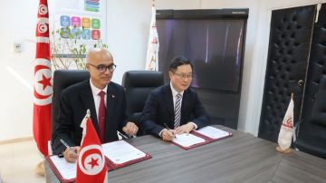 جامعة تونس المنار تمضي مذكرة تعاون مع جامعة الدراسات الدولية ببيكين جامعة تونس المنار تمضي مذكرة تعاون مع جامعة الدراسات الدولية ببيكين