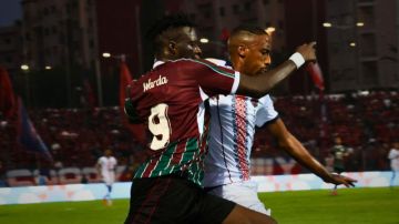 كأس الكاف: تشكيلة الملعب التونسي في مواجهة نادي أولمبيك آسفي المغربي كأس الكاف: تشكيلة الملعب التونسي في مواجهة نادي أولمبيك آسفي المغربي