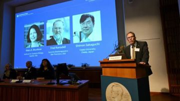 ثلاثة علماء يفوزون بجائزة نوبل للطب لعام 2025 ثلاثة علماء يفوزون بجائزة نوبل للطب لعام 2025