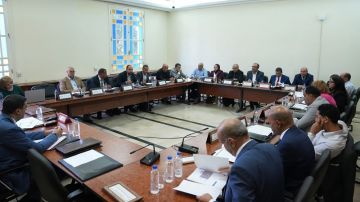 جلسة استماع مشتركة حول مشروع ميزانية المهمة الخاصة بالمجلس الأعلى المؤقت للقضاء لسنة 2026 جلسة استماع مشتركة حول مشروع ميزانية المهمة الخاصة بالمجلس الأعلى المؤقت للقضاء لسنة 2026