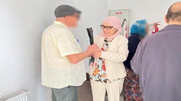وزيرة الأسرة تؤدي زيارة تفقد لمؤسسة أم الخير لرعاية كبار السن بأريانة وزيرة الأسرة تؤدي زيارة تفقد لمؤسسة أم الخير لرعاية كبار السن بأريانة