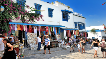 ارتفاع عائدات تونس من السياحة