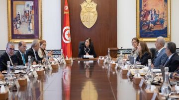 السياسة الاقتصادية والاجتماعية للدولة وفق رؤية وطنية شاملة محور مجلس وزاري السياسة الاقتصادية والاجتماعية للدولة وفق رؤية وطنية شاملة محور مجلس وزاري