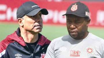 أخبار النجم الساحلي...الدفاع في صدارة الأولويات والمكشر يدعم نفخة أخبار النجم الساحلي...الدفاع في صدارة الأولويات والمكشر يدعم نفخة