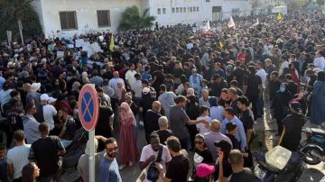 فيما اللجنة الحكومية تواصل أعمالها...يوم غضب في قابس والمحتجون يطالبون بتفكيك الوحدات الملوثة