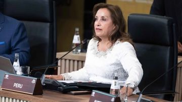 بعد تفشي الجريمة.. برلمان البيرو يعزل رئيسة البلاد بعد تفشي الجريمة.. برلمان البيرو يعزل رئيسة البلاد