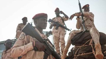 فيما واشنطن تقدم مبادرة لحل أزمة السودان.. الدعم السريع تسيطر على مواقع هامة في دارفور فيما واشنطن تقدم مبادرة لحل أزمة السودان.. الدعم السريع تسيطر على مواقع هامة في دارفور