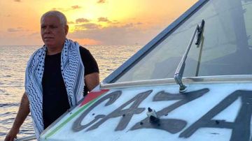 النائب محمد علي يروي لـ الشروق تفاصيل مشاركته في أسطول الصمود: هكذا عشت ساعات الاعتقال النائب محمد علي يروي لـ الشروق تفاصيل مشاركته في أسطول الصمود: هكذا عشت ساعات الاعتقال