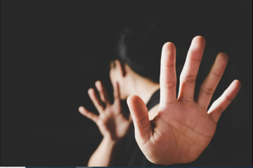 التحرش في تونس وصمة تتوارى خلف جدار الصمت التحرش في تونس وصمة تتوارى خلف جدار الصمت
