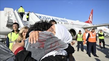 نشطاء سفينة عمر المختار بأسطول الصمود يصلون الى إسطنبول