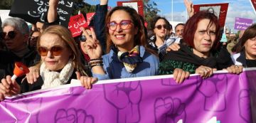 الرابطة تنشر البوم صور لمسيرة الدفاع عن الحرية