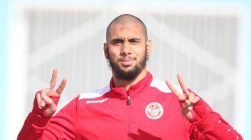 نادي الوكرة يعلن اصابة الدولي التونسي عيسى العيدوني دون تحديد فترة غيابه نادي الوكرة يعلن اصابة الدولي التونسي عيسى العيدوني دون تحديد فترة غيابه