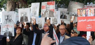 لماذا يخجل الوزير السابق فوزي بن عبد الرحمان من نفسه ؟ لماذا يخجل الوزير السابق فوزي بن عبد الرحمان من نفسه ؟