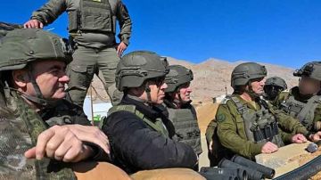 قام بزيارة استفزازية إلى قواته الغازية في الجنوب: نتنياهو يستبيح سوريا