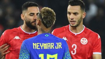 المنتخب البرازيلي يواجه نظيره التونسي وديا بكامل نجومه