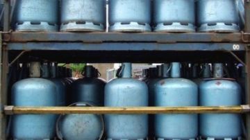 موزعو قوارير الغاز يهددون بتعليق النشاط