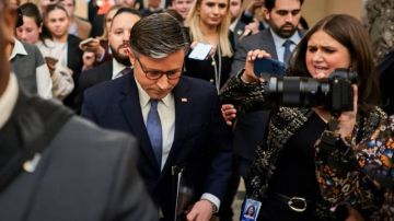 الكونغرس الأمريكي يصوت لصالح نشر وثائق قضية إبستين الكونغرس الأمريكي يصوت لصالح نشر وثائق قضية إبستين