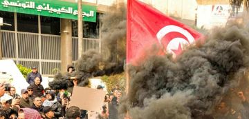 التلوث البيئي في قابس : دعوة لعدم تسييس تحركات الأهالي