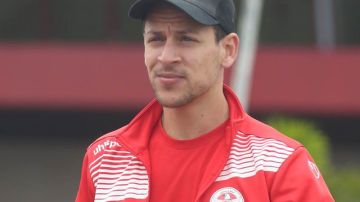 وسط جدل كبير : يوسف المساكني يعود للترجي