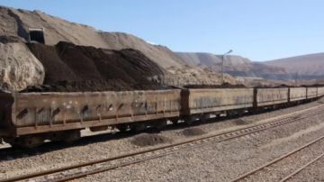 قفصة: وفاة مساعد سائق في حادث جنوح قطار لنقل الفسفاط بالمتلوي