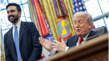 بعد أشهر العداء.. كيف دافع ترامب عن ممداني أثناء لقائهما؟ بعد أشهر العداء.. كيف دافع ترامب عن ممداني أثناء لقائهما؟