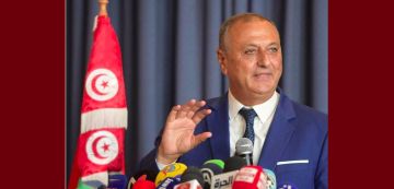 عصام الشابي يتوقف عن اضراب الجوع عصام الشابي يتوقف عن اضراب الجوع