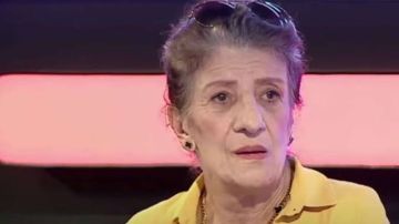 نجمة الكوميديا الجزائرية بيونة في ذمة الله