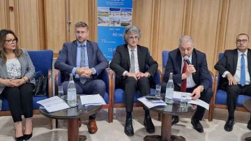 الحمامات .. لقاء للتعريف ببرنامج تعصير المؤسسات التربوية