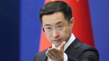 الصين تندد بموافقة أمريكا على صفقة أسلحة لتايوان الصين تندد بموافقة أمريكا على صفقة أسلحة لتايوان