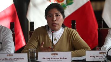 بيرو تعلن قطع العلاقات الدبلوماسية مع المكسيك