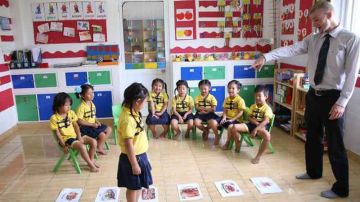 العلم اثبت قيمتها لكن يقع تجاهلها: تعليم الأطفال وهم يلعبون .. بيداغوجيا مهملة في مدارسنا