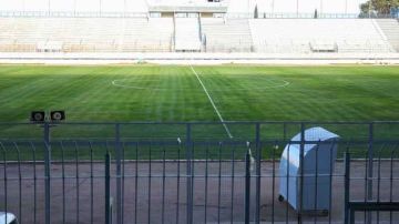 المَسكوت عنه  ..ملعب زويتن يَعيش «نصف حَياة» والحلّ بيد الأمن