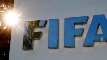 الفيفا يكثف جهوده للتصدي للإساءة عبر وسائل التواصل الاجتماعي الفيفا يكثف جهوده للتصدي للإساءة عبر وسائل التواصل الاجتماعي