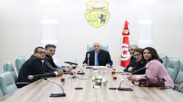 وزير الصحة يعلن عن إجراءات عملية لتطوير طب الإنعاش في تونس وزير الصحة يعلن عن إجراءات عملية لتطوير طب الإنعاش في تونس