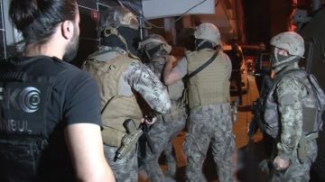 تركيا تعلن اعتقال 3 عملاء للمخابرات الإماراتية تجسسوا على منشآت دفاعية