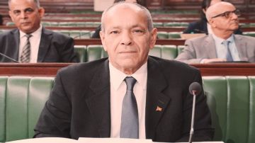 وزير البيئة: 10 آلاف طن نفايات يوميا وتجربة لإنتاج الكهرباء منها وزير البيئة: 10 آلاف طن نفايات يوميا وتجربة لإنتاج الكهرباء منها