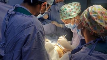 معهد صالح عزيز: نجاح عملية جراحية مكنت طفلة الـ 5 سنوات من التنفس طبيعيا لأول مرة